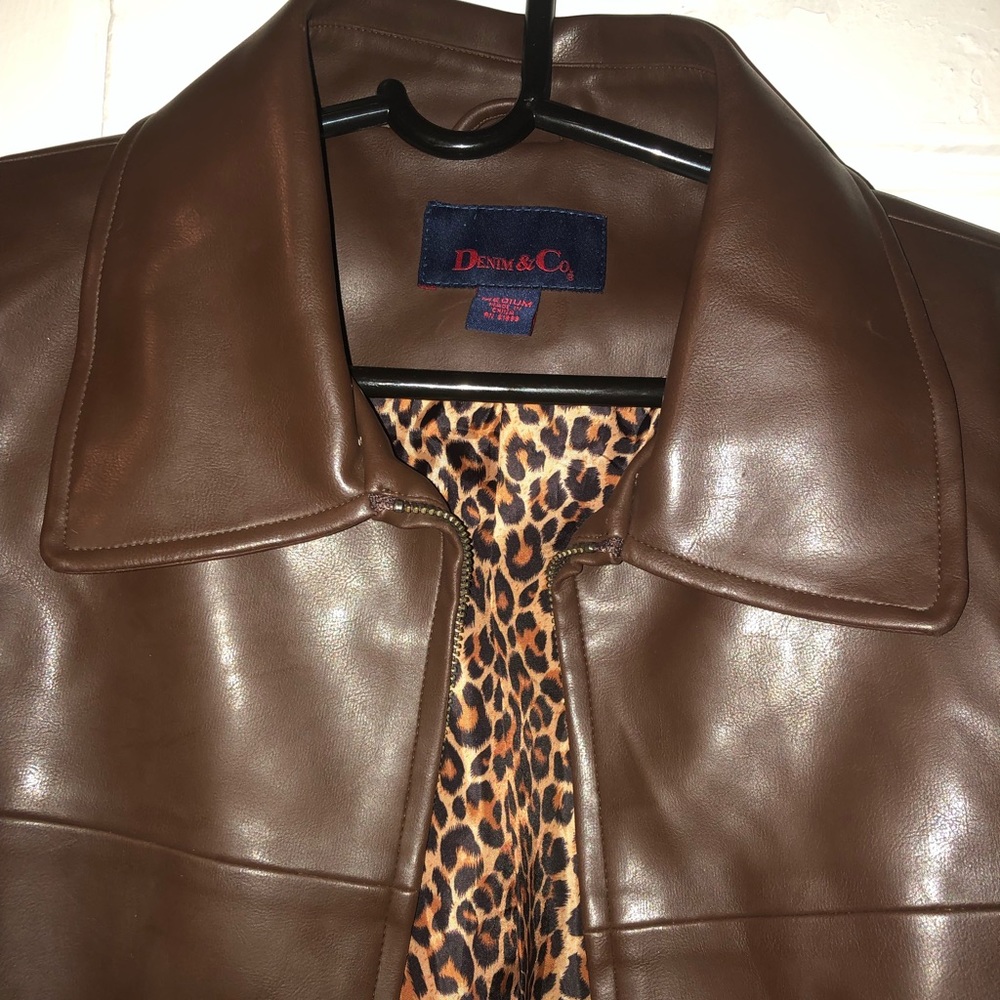Beautiful trendy leather coat 😍✨